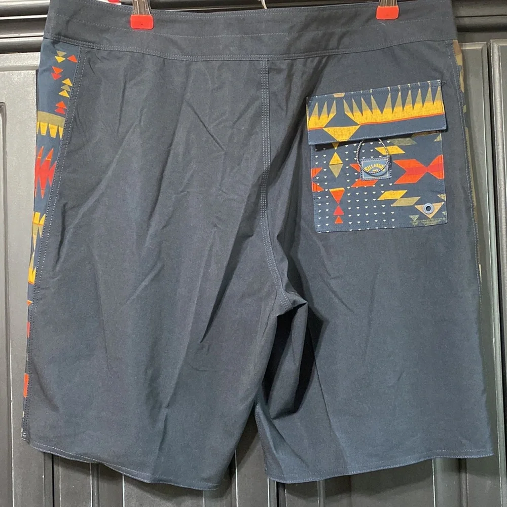 Billabong Pro Performance Boardshorts - Picture 4 of 5